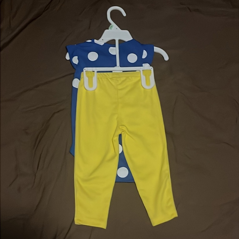 New Carter’s 2 Piece Set - Picture 3 of 3